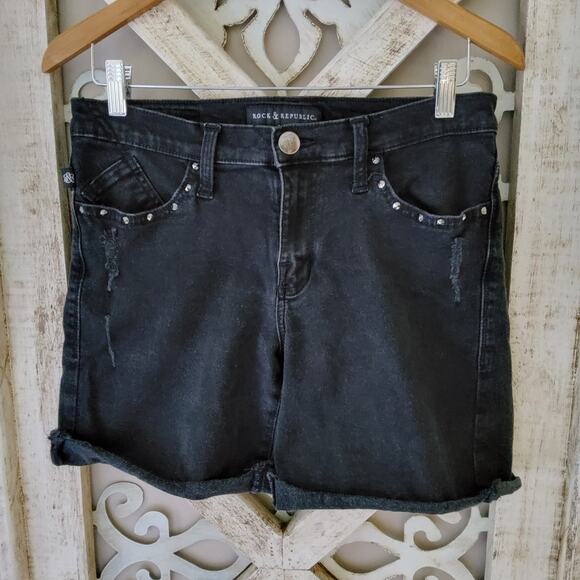 Rock & Republic Women's Embellished Lightly Destructed Raw Hem Denim Shorts - Picture 1 of 6
